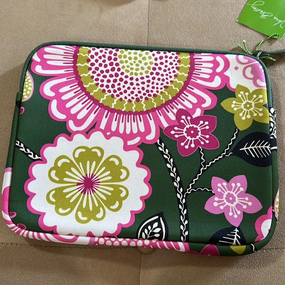 NWT Vera Bradley Neoprene Large Tablet Sleeve Olivia Pink